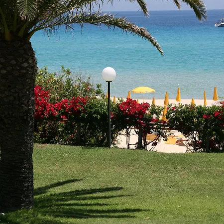 Th - Free Hotel Costa Rei