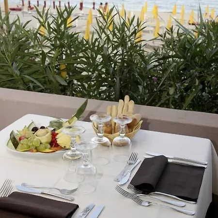 Hotel Th - Free Costa Rei