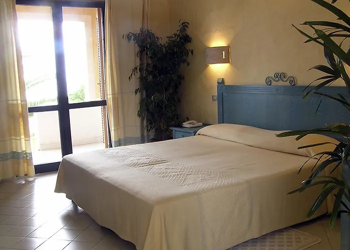 Th - Free Hotel Costa Rei