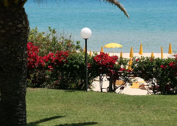 Th - Free Hotel Costa Rei