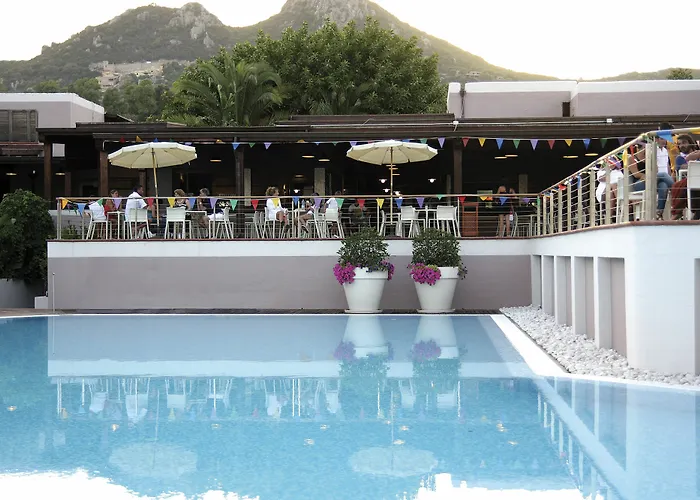 Hotel Th - Free 4*