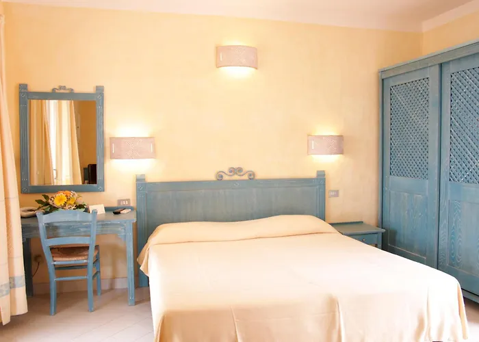 Th - Free Hotel Costa Rei