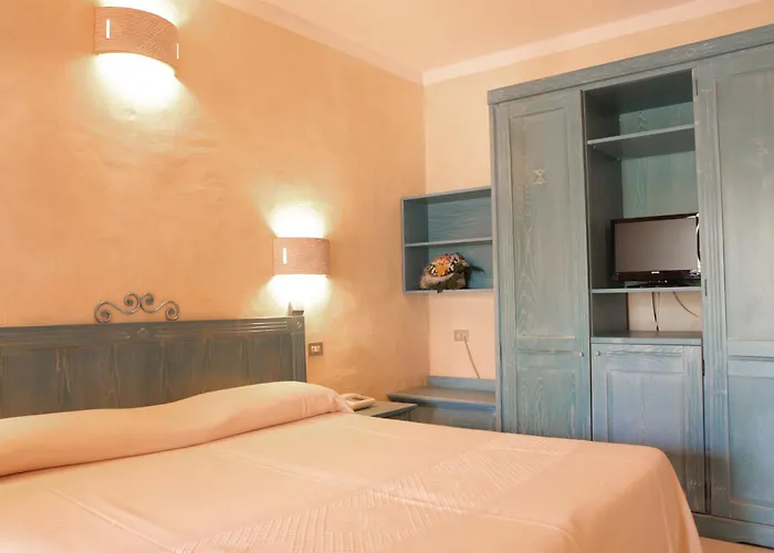 Th - Free Hotel Costa Rei